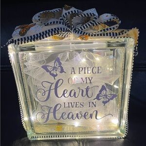 Decorative glass block